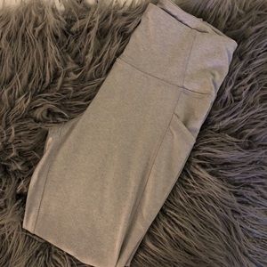 🐭MEDIUM GRAY LEGGINGS🐭